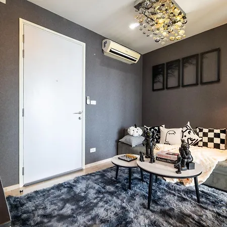 Apartment Kaws Theme Modern 1br - High Floor Seaview *
