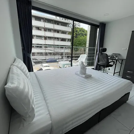 Palm Apartment Pattaya