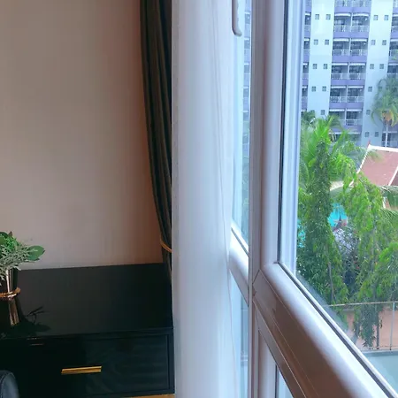 Centara Avenue Soi Buakhao By Daisy 2 Apartment Pattaya