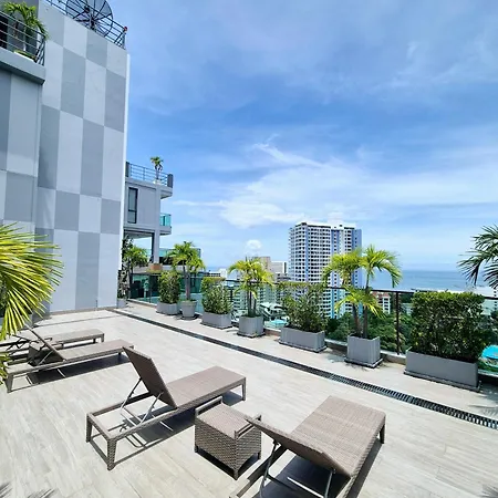 Coastal Comfort In * Pattaya