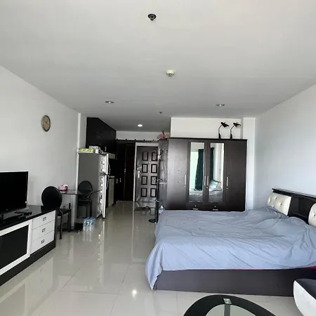 Viewtalay Beachfront By Nd อพาร์ทเม้น *