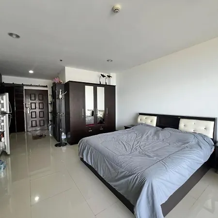 Viewtalay Beachfront By Nd อพาร์ทเม้น Pattaya