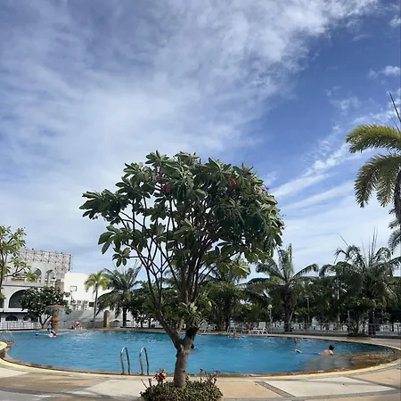 Viewtalay Beachfront By Nd อพาร์ทเม้น *