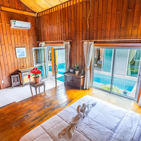 Villa Romantic Pool - 6 Bedroom - Private Pool & Absolute Privacy - Perfect For Groups Pattaya