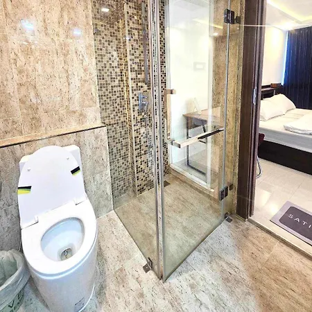 One Bedroom In Grand Avenue In Soi Buakaw Apartment