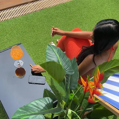 Smokers Beach Club & Pattaya