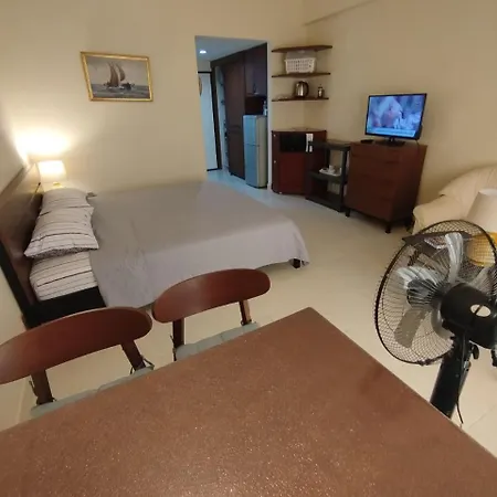 At Jomtien Condotel Apartment
