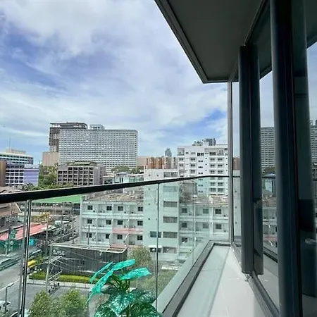 Edge Monstera Pattaya