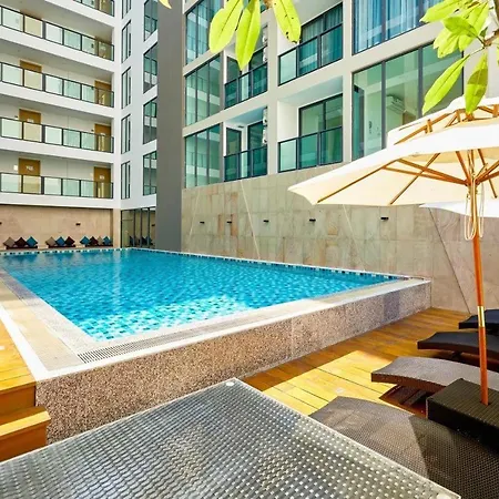 Aurora Family Condominium Apartment *