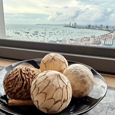 Unixx High Floor Seaview Double Bedroom อพาร์ตโฮเทล 4*