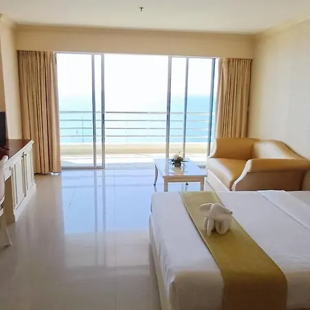 โรงแรม Adriatic Palace