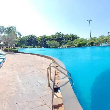 Adriatic Palace โรงแรม