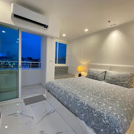 Jometian Empire Tower Pattaya