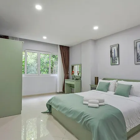 Grosvenor House - Olympic Pool - Apartment Pattaya