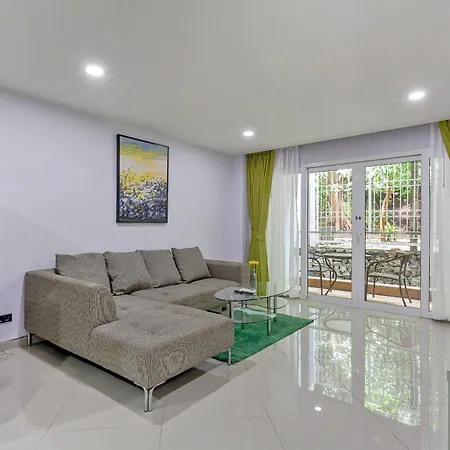 Grosvenor House - Olympic Pool - Apartment Pattaya