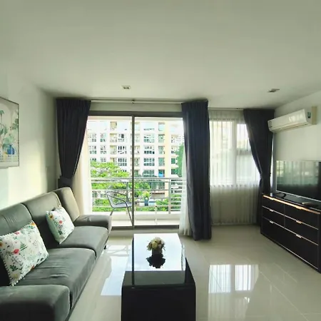 The Urban City Center By Fantasea Beach Apartment Pattaya