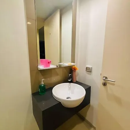 Apartment Downtown Seaview 1104 Unixx South *