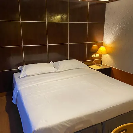 Antai Holiday B5 Hostel Pattaya
