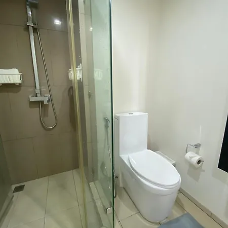 Single Bedroom Sea View With Balcony Unixx Apartment *