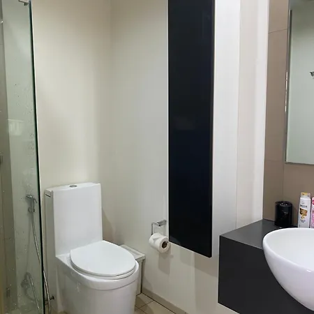 Single Bedroom Sea View With Balcony Unixx Apartment Pattaya