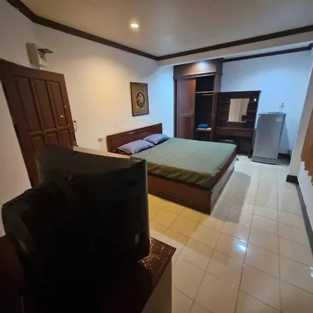 Green Hotel Hotel