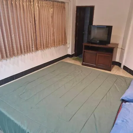 Green Hotel 3*