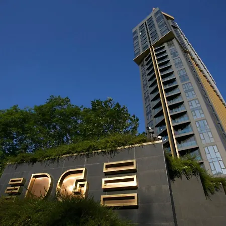 With Roof Pool อพาร์ทเม้น *