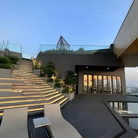 With Roof Pool อพาร์ทเม้น *