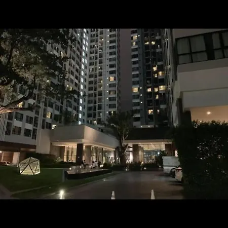 Apartment Thebase 14f & Infinity Pool Pattaya