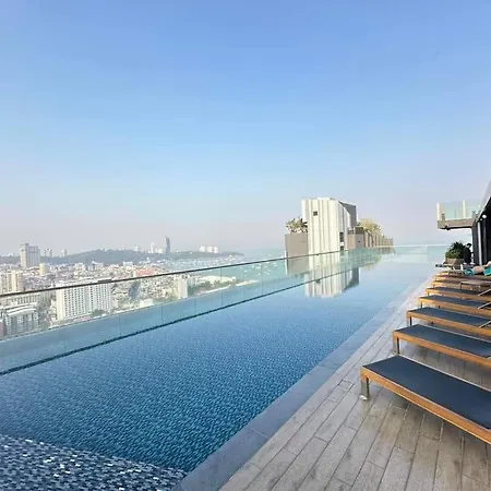 Apartment Thebase 14f & Infinity Pool Pattaya