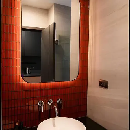 With Roof Pool *