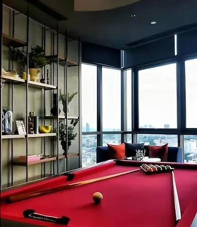 With Roof Pool *