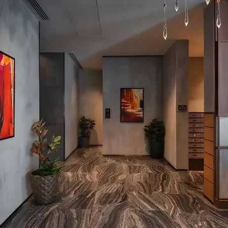 With Roof Pool Apartment *