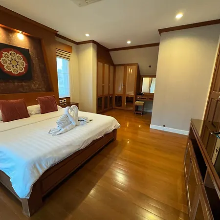 Villa Hollywood Pool Center Pattaya