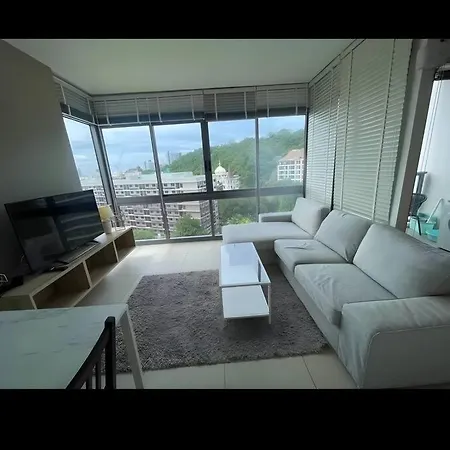 Luxury 70sqm 2 Bedroom Next To Walking Street อพาร์ทเม้น
