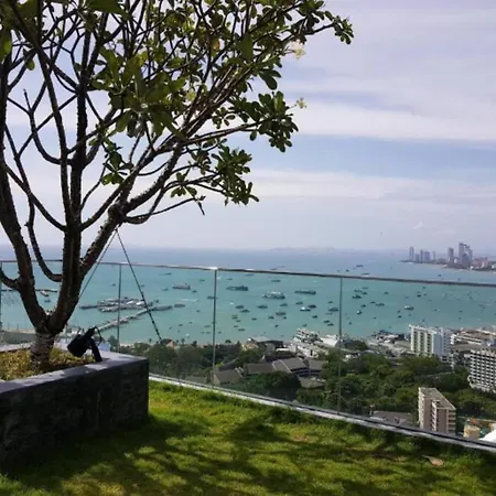 Luxury 70sqm 2 Bedroom Next To Walking Street * Pattaya