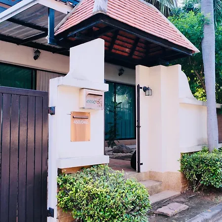 Hollywood Pool Center Villa *