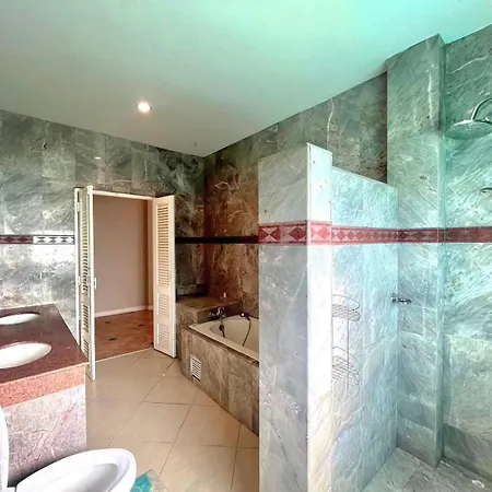 Pool 5bedroom Cosy Big Area Close To The * Pattaya