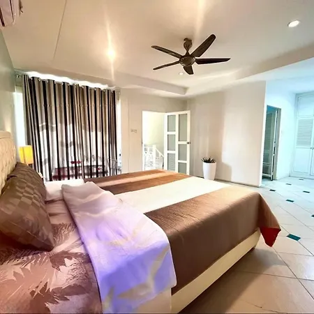วิลล่า Pool 5bedroom Cosy Big Area Close To The