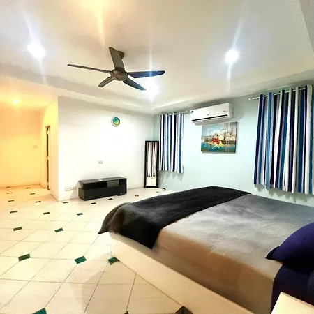 วิลล่า Pool 5bedroom Cosy Big Area Close To The Pattaya
