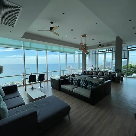 Near & Soi6 - Amazing View Apartment