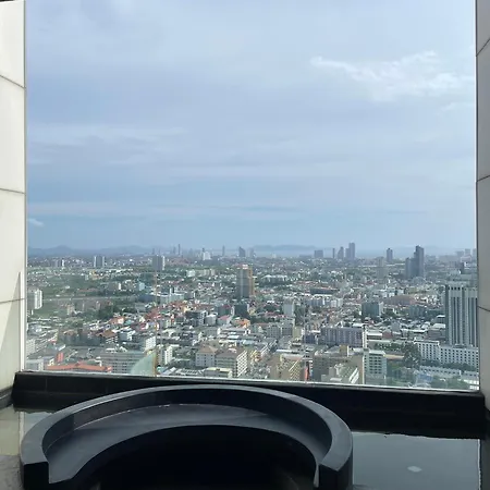 Near & Soi6 - Amazing View Apartment