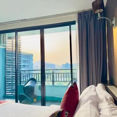 Hotel Baan Bangsare Resotel Chonburi