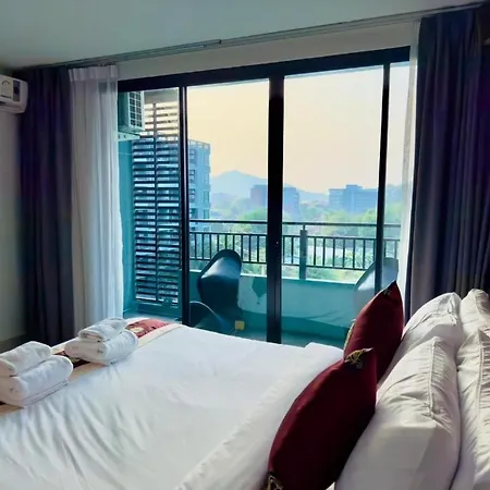 Baan Bangsare Resotel Chonburi 5*