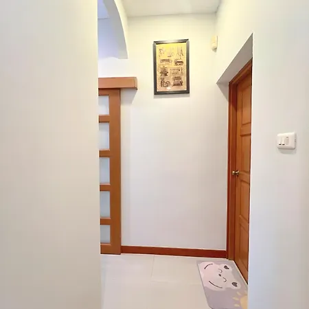 Gusvana Pool Villa *
