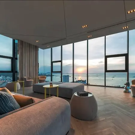 Sea View 2 Bed At Great Location *