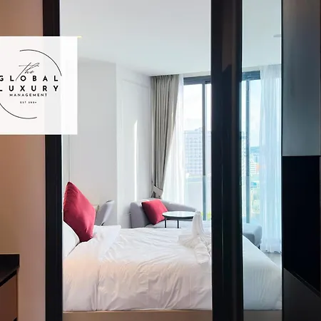 Edge Central By Global Luxury Aparthotel *