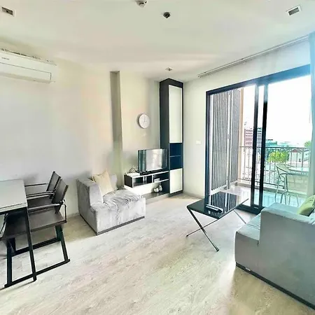 Apartment Sea View 2 Bed At Location Pool Pattaya