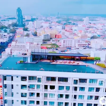 Sea View 2 Bed At Location Pool Apartment *