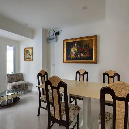 Villa вилла Phratamnak 01 By Apartwell Pattaya
